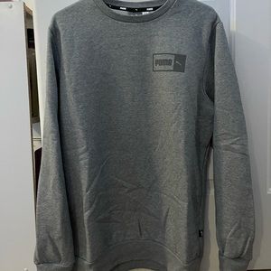 Grey Puma crew neck